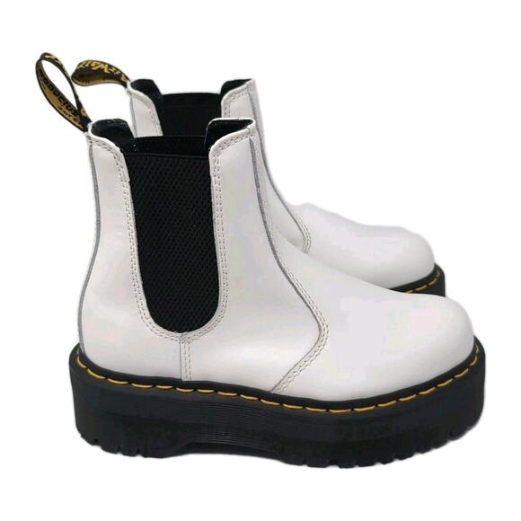 Dr Martens Chelsea Boots Womens 6 Mens 5 White Leather 2976 Quad Platform Unisex - Picture 1 of 11